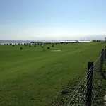 Апарт-отель Nordseeresort & Arche Noah Хорумерзиль