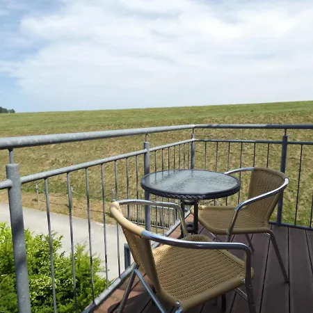 Nordseeresort & Arche Noah 公寓式酒店 2*