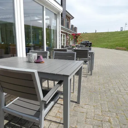 Nordseeresort & Arche Noah アパートホテル 2*